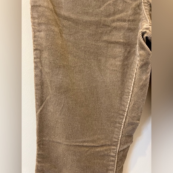 NWOT- Children’s Place Girls Khaki Corduroy Pants. Size 8 - Picture 2 of 6